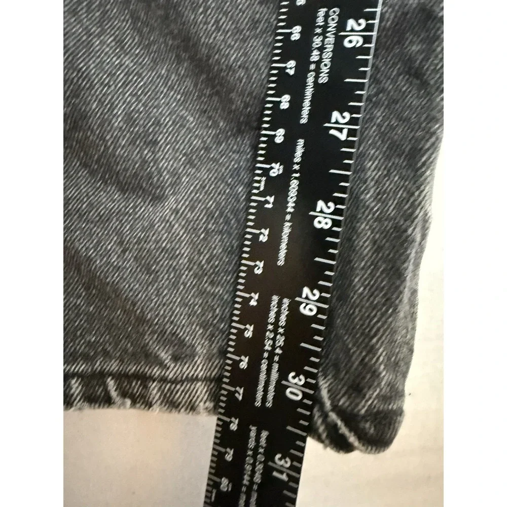 Vintage Levi's 560 Jeans 38x32 Black Loose Tapered Made in USA 90's 1993 Fading